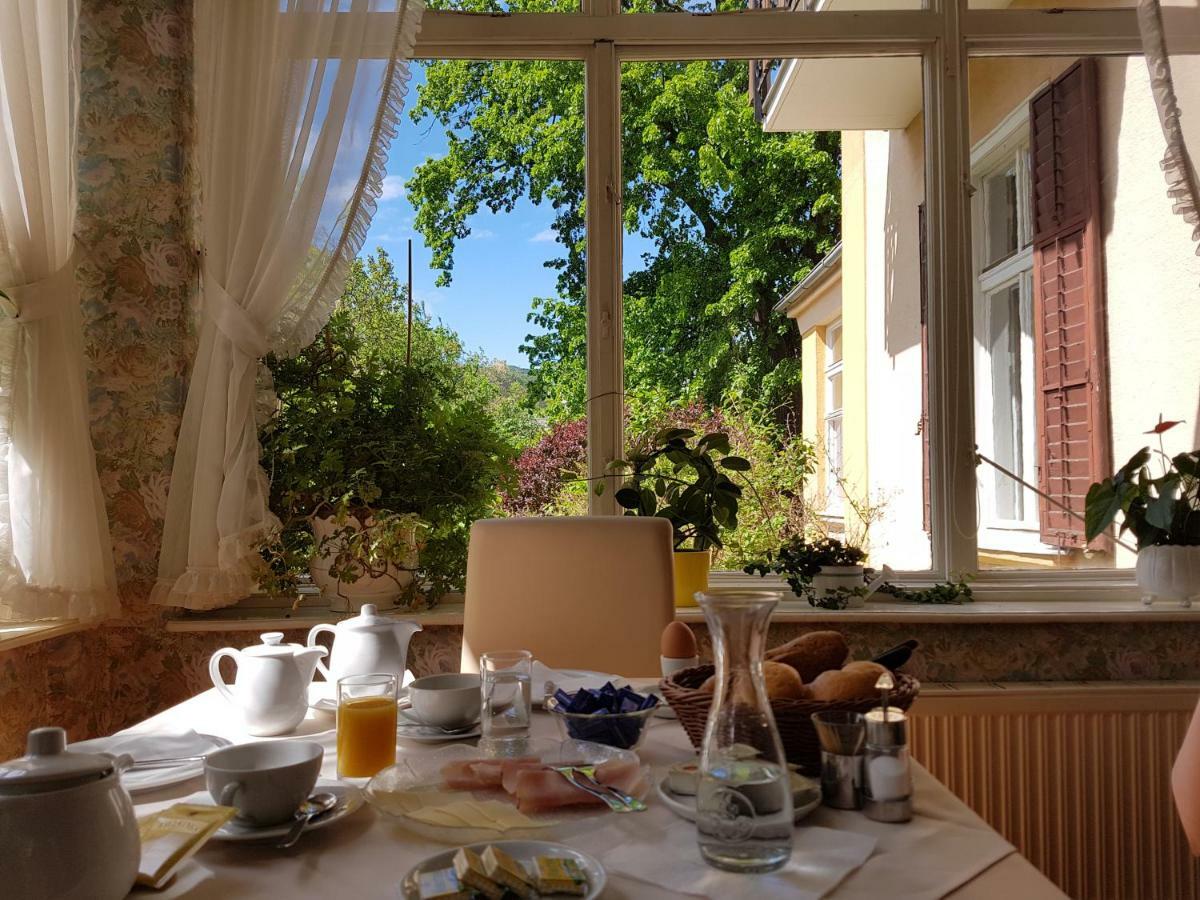 Pension Villa Inge Baden Exteriör bild